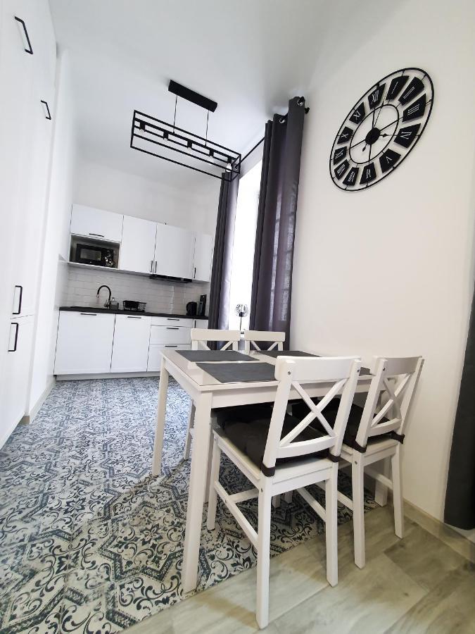 Atma Apartment - Ul. Piwna, Stare Miasto/The Old Town Warsaw Luaran gambar